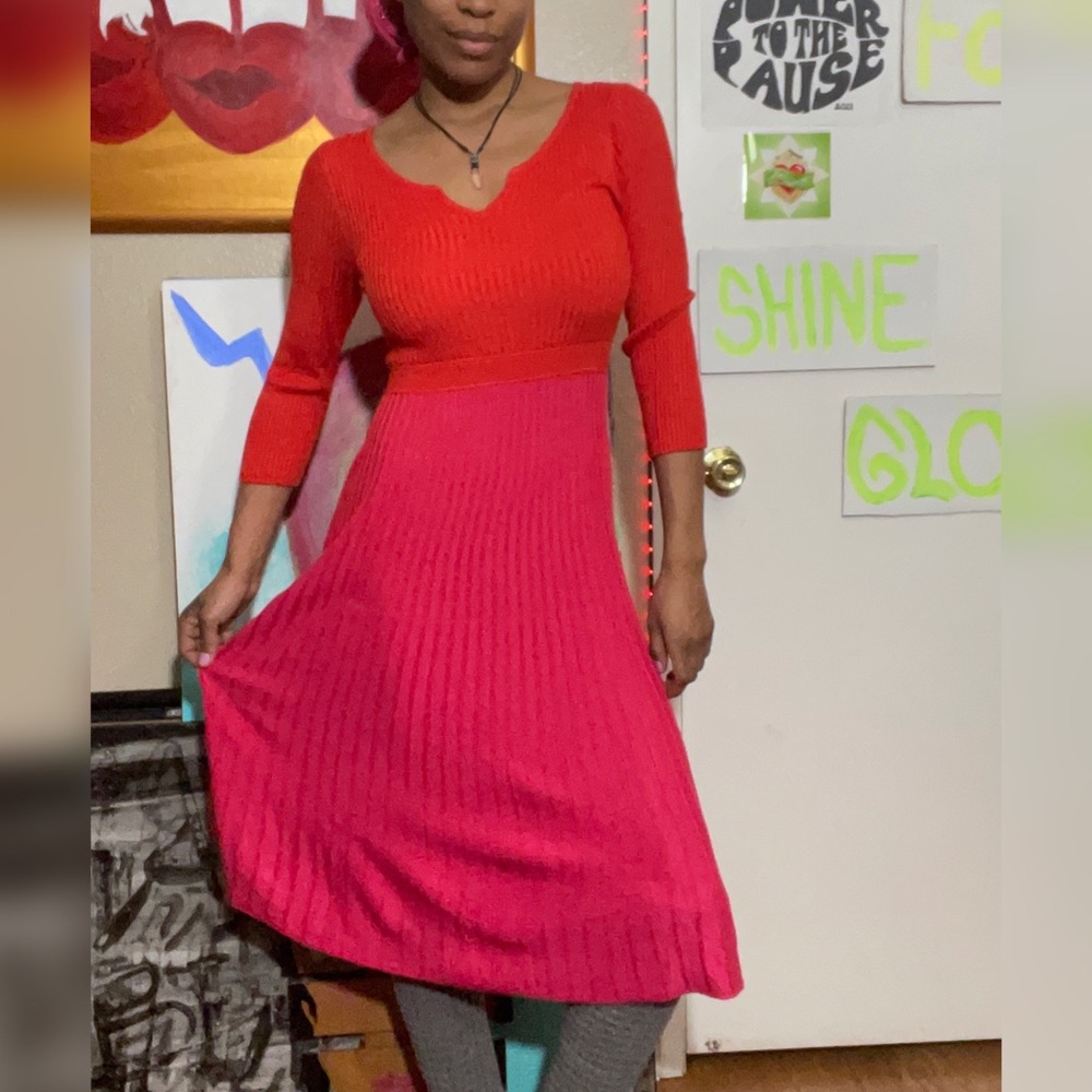 Two tone ribbed dress flair fit SUPER CUTE